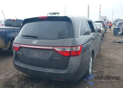 2011 Honda Odyssey Touring/Touring Elite z USA, uszkodzony, nr VIN 5FNRL5H99BB079963